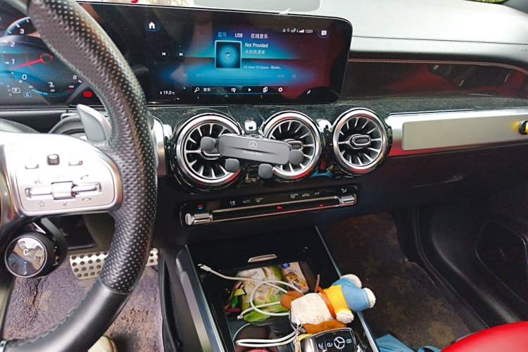 Used Mercedes-Benz GLB AMG 2021-Year Restyled AMG GLB 35 4MATIC Audio And AC Panel