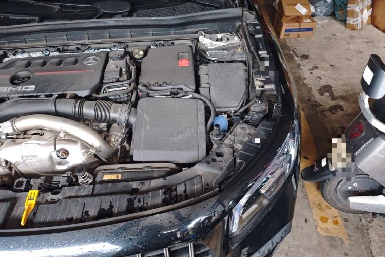 Used Mercedes-Benz GLB AMG 2021-Year Restyled AMG GLB 35 4MATIC Engine Bay Left