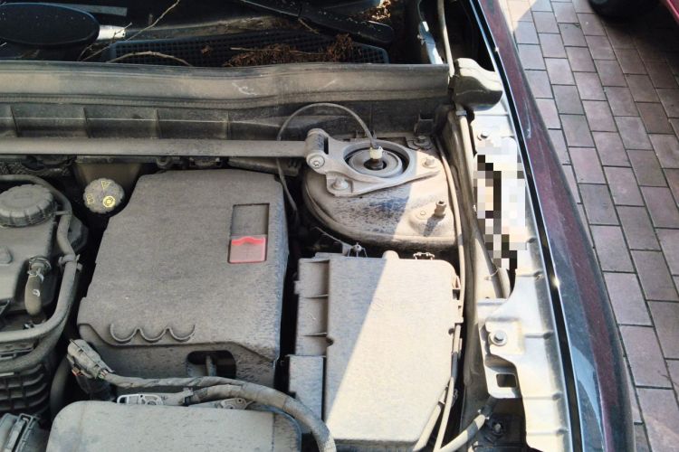 Used Mercedes-Benz GLB AMG 2021-Year Restyled AMG GLB 35 4MATIC Engine Bay Left