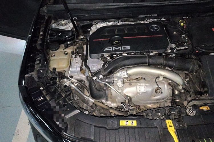 Used Mercedes-Benz GLB AMG 2021-Year Restyled AMG GLB 35 4MATIC Engine Bay Right
