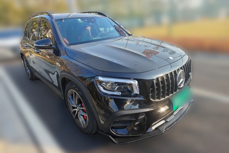 Used Mercedes-Benz GLB AMG 2021-Year Restyled AMG GLB 35 4MATIC Front Right 45 Deg