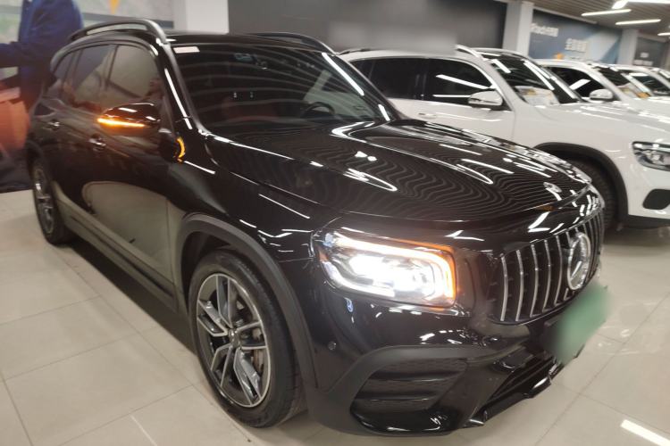 Used Mercedes-Benz GLB AMG 2021 AMG GLB 35 4MATIC Front Right 45 Deg