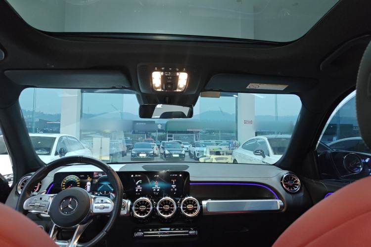 Used Mercedes-Benz GLB AMG 2021-Year Restyled AMG GLB 35 4MATIC Headliner