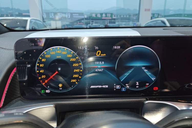 Used Mercedes-Benz GLB AMG 2021-Year Restyled AMG GLB 35 4MATIC Instrument Cluster