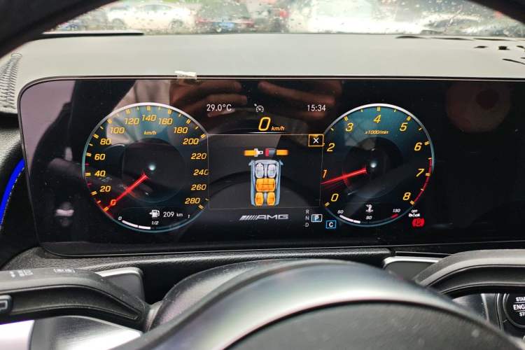 Used Mercedes-Benz GLB AMG 2021-Year Restyled AMG GLB 35 4MATIC Instrument Cluster