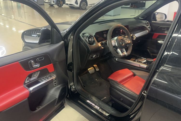 Used Mercedes-Benz GLB AMG 2021-Year Restyled AMG GLB 35 4MATIC Interior 2