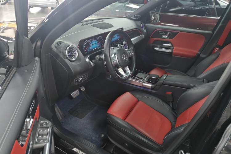 Used Mercedes-Benz GLB AMG 2021-Year Restyled AMG GLB 35 4MATIC Left Front Seat