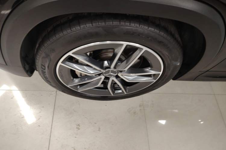 Used Mercedes-Benz GLB AMG 2021 AMG GLB 35 4MATIC Left Front Wheel Hub