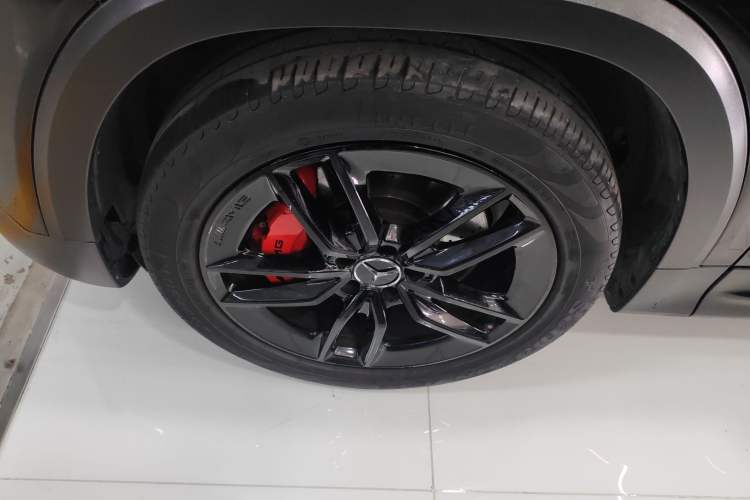Used Mercedes-Benz GLB AMG 2021 AMG GLB 35 4MATIC Left Front Wheel Hub