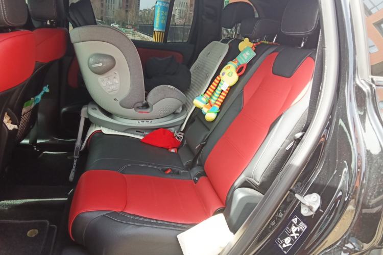 Used Mercedes-Benz GLB AMG 2021-Year Restyled AMG GLB 35 4MATIC Left Rear Seat