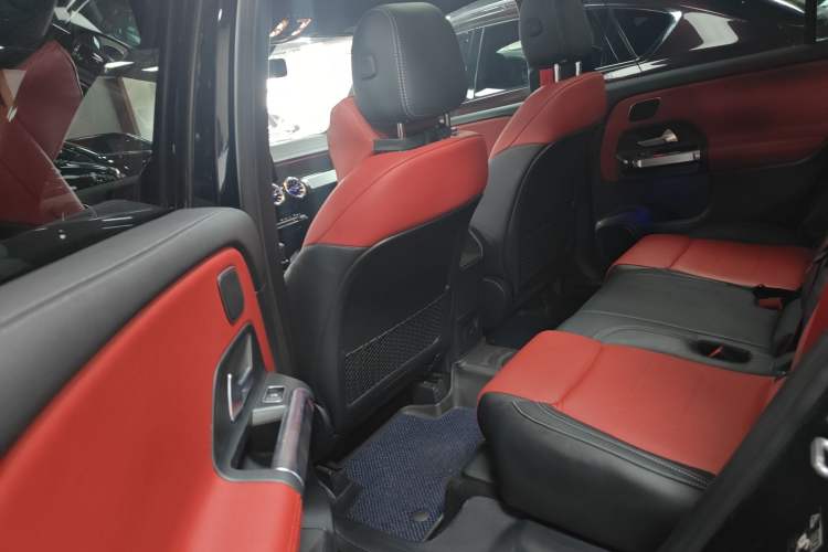 Used Mercedes-Benz GLB AMG 2021-Year Restyled AMG GLB 35 4MATIC Left Rear Seat