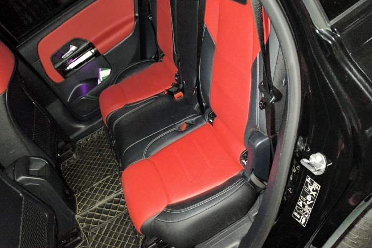 Used Mercedes-Benz GLB AMG 2021-Year Restyled AMG GLB 35 4MATIC Left Rear Seat