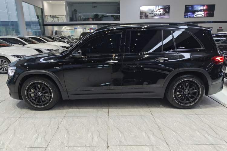 Used Mercedes-Benz GLB AMG 2021-Year Restyled AMG GLB 35 4MATIC Left Side