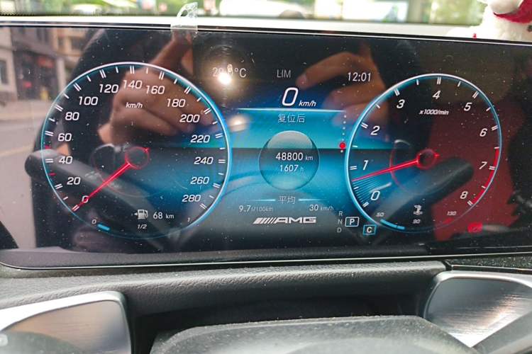 Used Mercedes-Benz GLB AMG 2021-Year Restyled AMG GLB 35 4MATIC Odometer Close Up