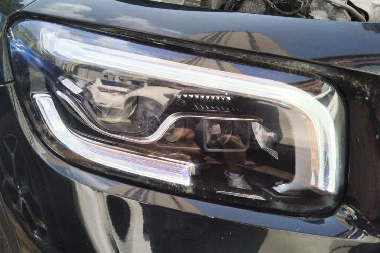 Used Mercedes-Benz GLB AMG 2021-Year Restyled AMG GLB 35 4MATIC Right Front Headlight