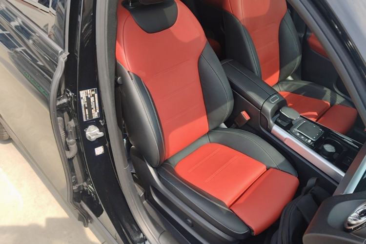 Used Mercedes-Benz GLB AMG 2021-Year Restyled AMG GLB 35 4MATIC Right Front Seat