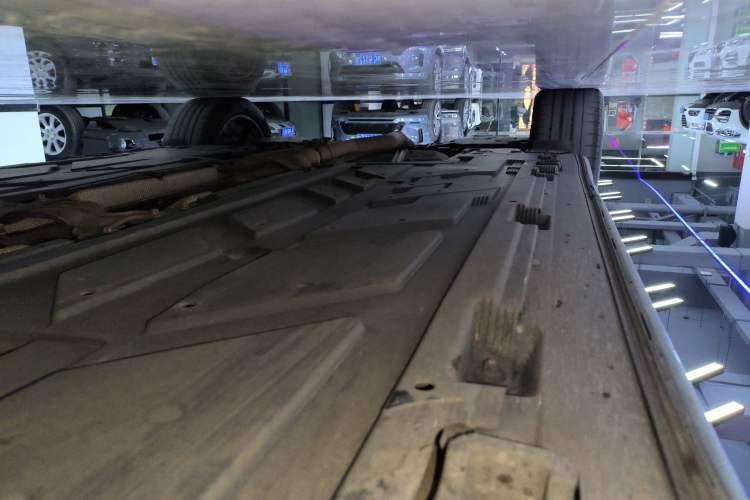 Used Mercedes-Benz GLB AMG 2021 AMG GLB 35 4MATIC Right Side Sill