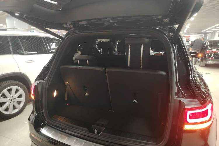 Used Mercedes-Benz GLB AMG 2021 AMG GLB 35 4MATIC Trunk