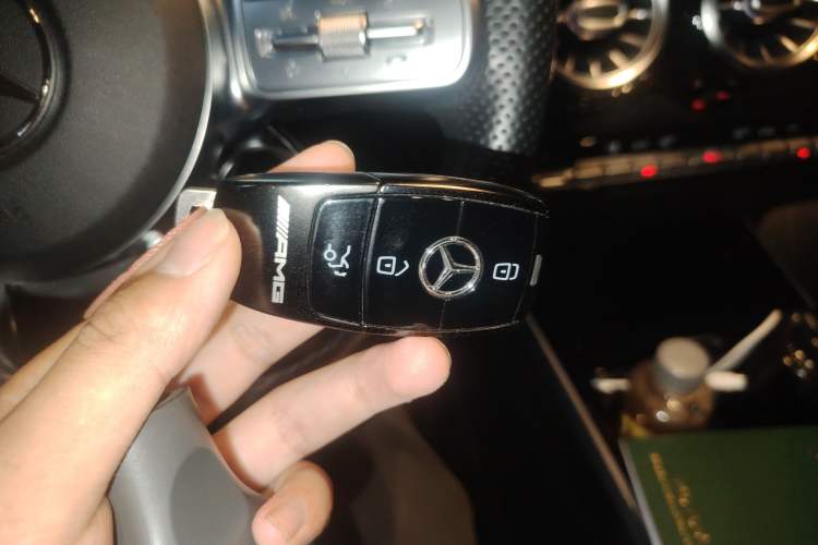 Used Mercedes-Benz GLB AMG 2021 AMG GLB 35 4MATIC Vehicle Key