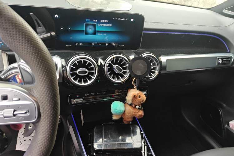 Used Mercedes-Benz GLB AMG 2021 AMG GLB 35 4MATIC Audio And AC Panel
