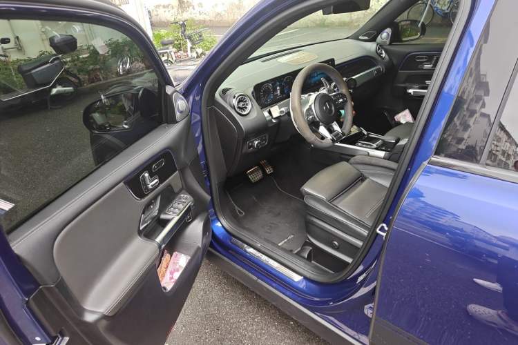Used Mercedes-Benz GLB AMG 2021 AMG GLB 35 4MATIC Driver Seat