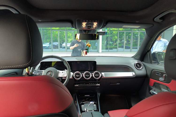 Used Mercedes-Benz GLB AMG 2021-Year Restyled AMG GLB 35 4MATIC Headliner