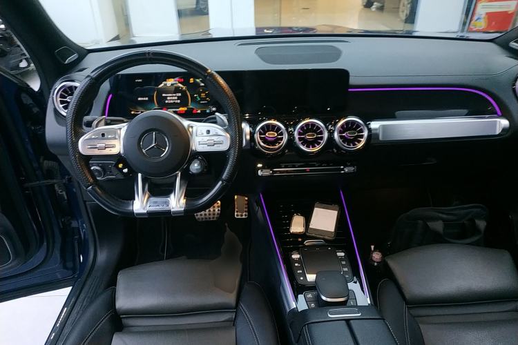 Used Mercedes-Benz GLB AMG 2021-Year Restyled AMG GLB 35 4MATIC Interior 2