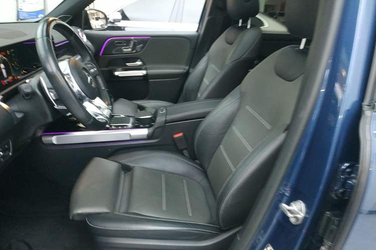 Used Mercedes-Benz GLB AMG 2021-Year Restyled AMG GLB 35 4MATIC Left Front Seat