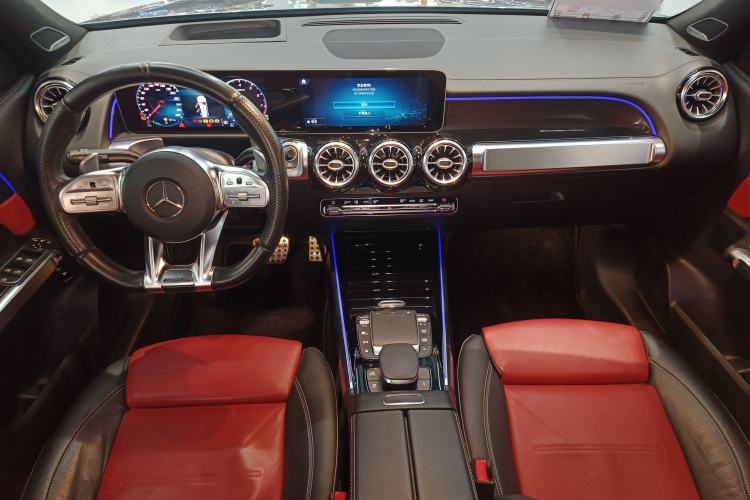 Used Mercedes-Benz GLB AMG 2021 AMG GLB 35 4MATIC Center Console