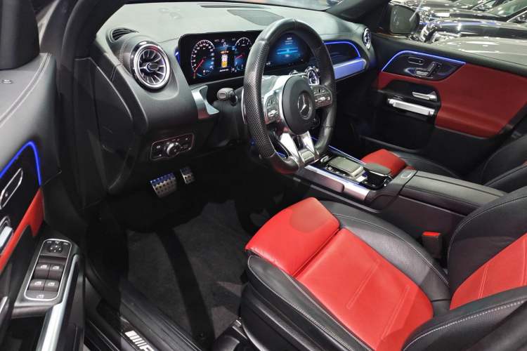 Used Mercedes-Benz GLB AMG 2021-Year Restyled AMG GLB 35 4MATIC Driver Seat
