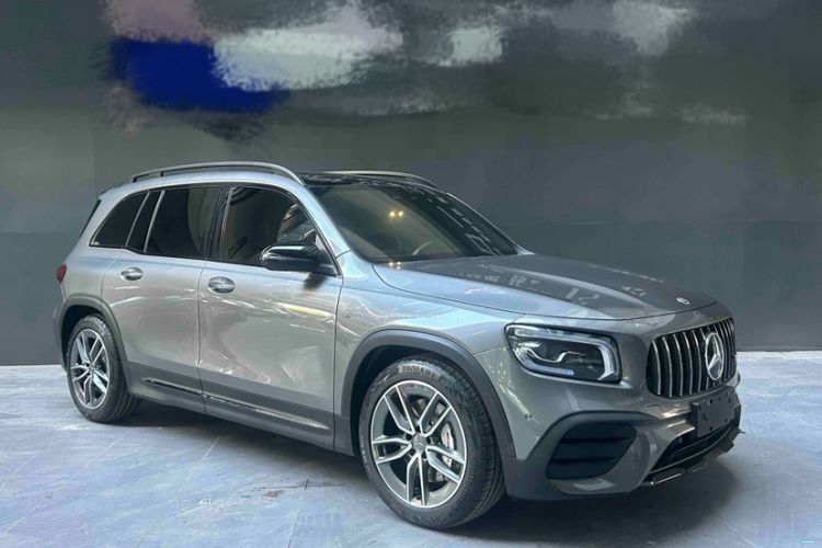 Used Mercedes-Benz GLB AMG 2021-Year Restyled AMG GLB 35 4MATIC Exterior 2