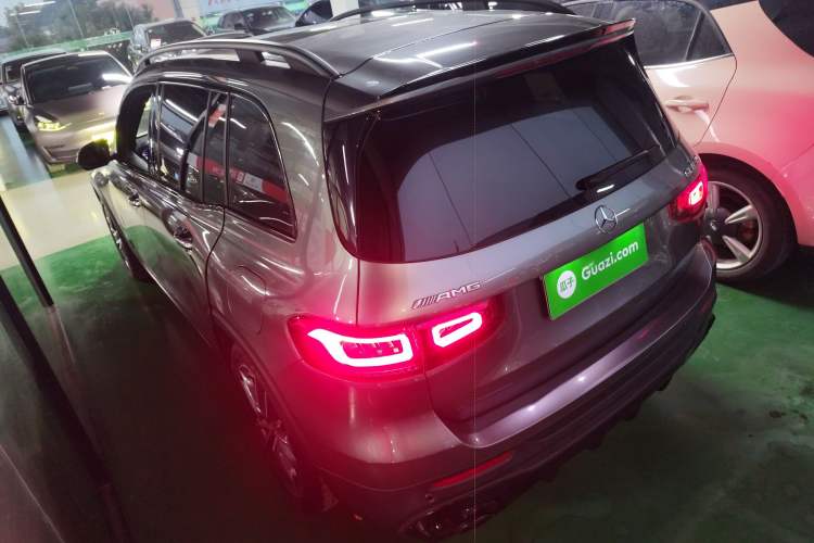 Used Mercedes-Benz GLB AMG 2021-Year Restyled AMG GLB 35 4MATIC Exterior 2