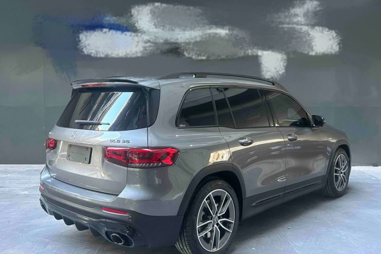 Used Mercedes-Benz GLB AMG 2021-Year Restyled AMG GLB 35 4MATIC Exterior 3