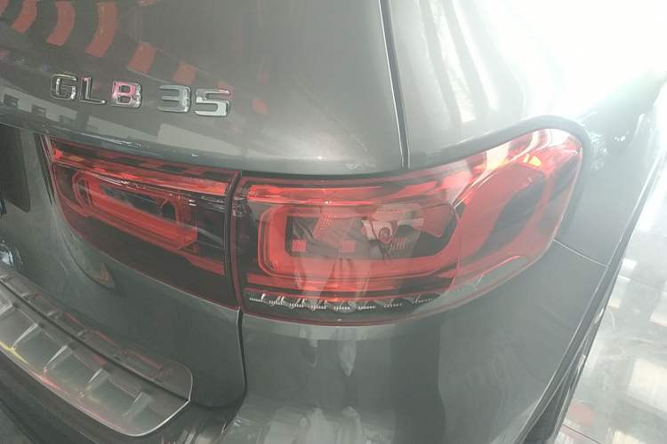 Used Mercedes-Benz GLB AMG 2021 AMG GLB 35 4MATIC Exterior 6