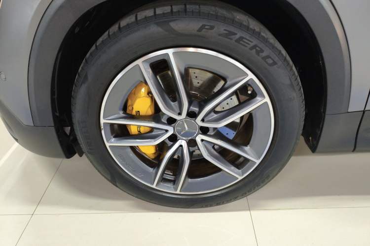 Used Mercedes-Benz GLB AMG 2021-Year Restyled AMG GLB 35 4MATIC Exterior 7