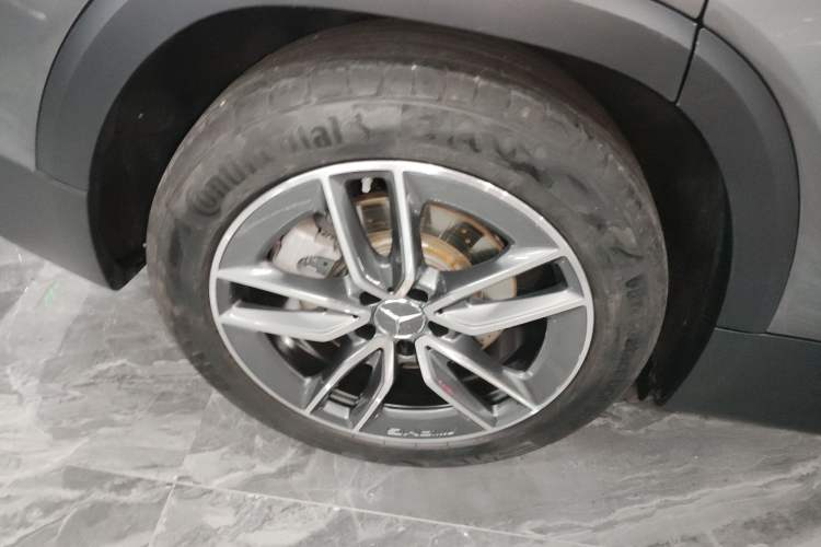 Used Mercedes-Benz GLB AMG 2021-Year Restyled AMG GLB 35 4MATIC Exterior 7
