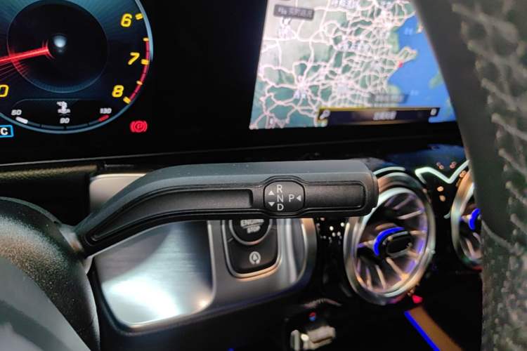 Used Mercedes-Benz GLB AMG 2021-Year Restyled AMG GLB 35 4MATIC Gear Lever
