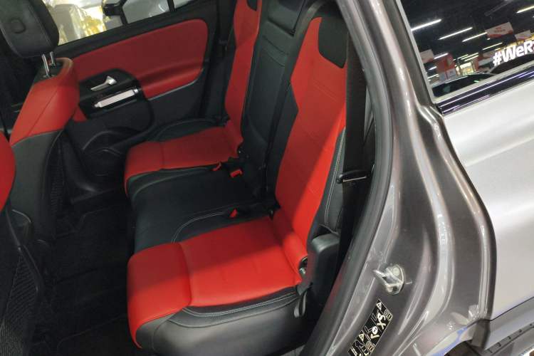 Used Mercedes-Benz GLB AMG 2021-Year Restyled AMG GLB 35 4MATIC Interior 4