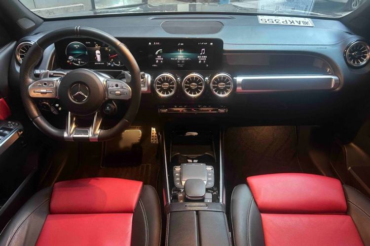 Used Mercedes-Benz GLB AMG 2021-Year Restyled AMG GLB 35 4MATIC Interior 4