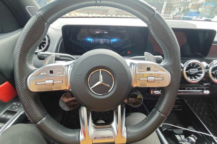 Used Mercedes-Benz GLB AMG 2021-Year Restyled AMG GLB 35 4MATIC Interior 4