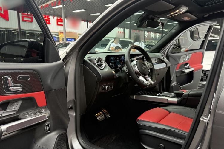 Used Mercedes-Benz GLB AMG 2021-Year Restyled AMG GLB 35 4MATIC Left Front Seat