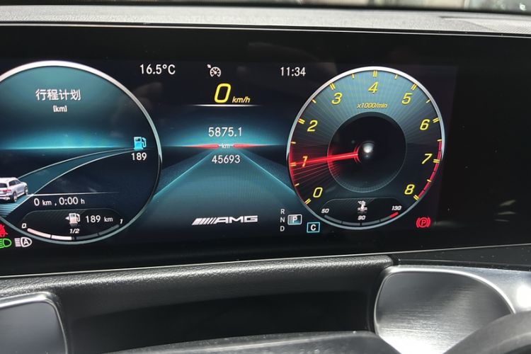 Used Mercedes-Benz GLB AMG 2021-Year Restyled AMG GLB 35 4MATIC Odometer Close Up