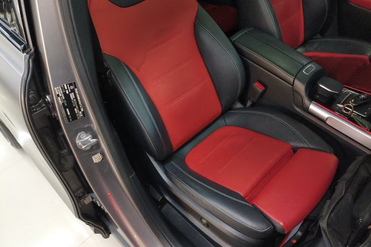 Used Mercedes-Benz GLB AMG 2021-Year Restyled AMG GLB 35 4MATIC Right Front Seat