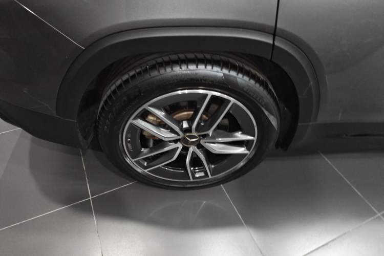 Used Mercedes-Benz GLB AMG 2021-Year Restyled AMG GLB 35 4MATIC Right Rear Wheel Hub