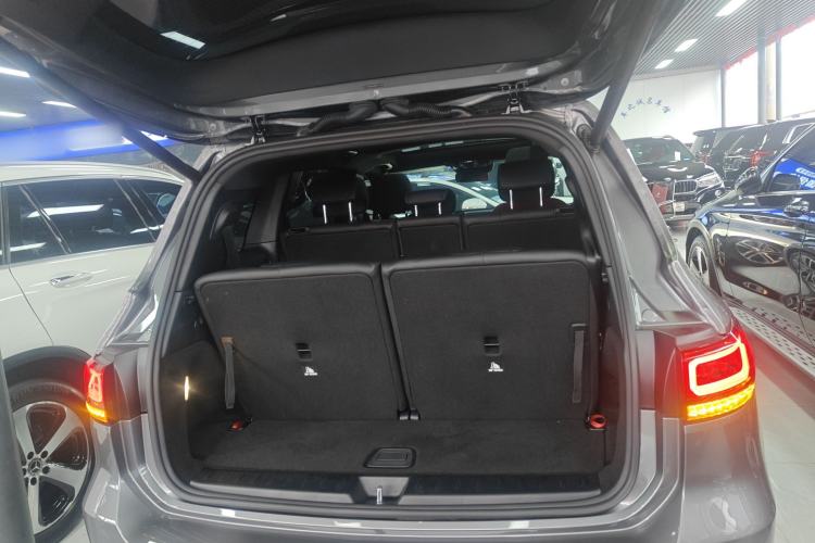 Used Mercedes-Benz GLB AMG 2021-Year Restyled AMG GLB 35 4MATIC Trunk