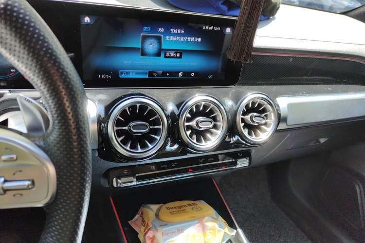 Used Mercedes-Benz GLB AMG 2021-Year Restyled AMG GLB 35 4MATIC Audio And AC Panel