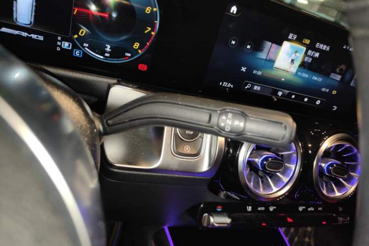 Used Mercedes-Benz GLB AMG 2021-Year Restyled AMG GLB 35 4MATIC Gear Lever