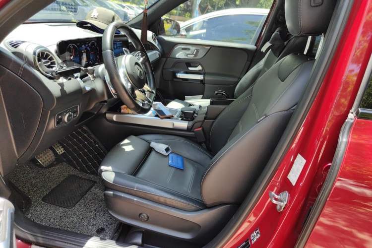 Used Mercedes-Benz GLB AMG 2021-Year Restyled AMG GLB 35 4MATIC Left Front Seat