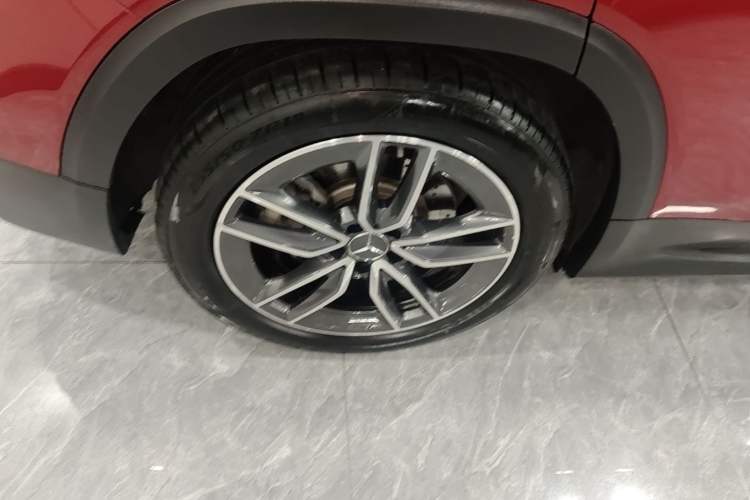 Used Mercedes-Benz GLB AMG 2021-Year Restyled AMG GLB 35 4MATIC Right Rear Wheel Hub