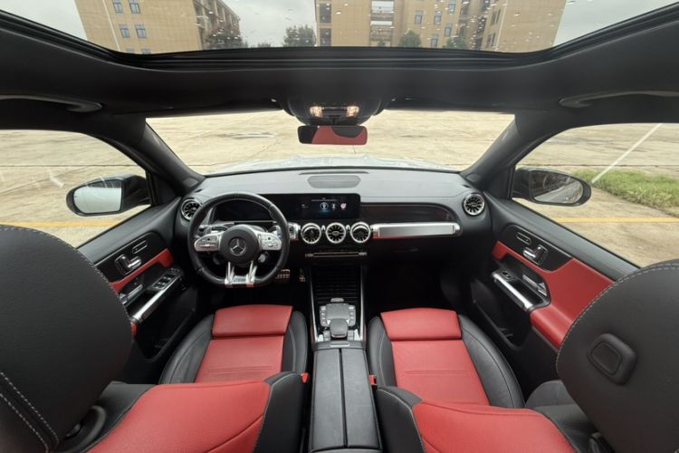 Used Mercedes-Benz GLB AMG 2021-Year Restyled AMG GLB 35 4MATIC Audio And AC Panel